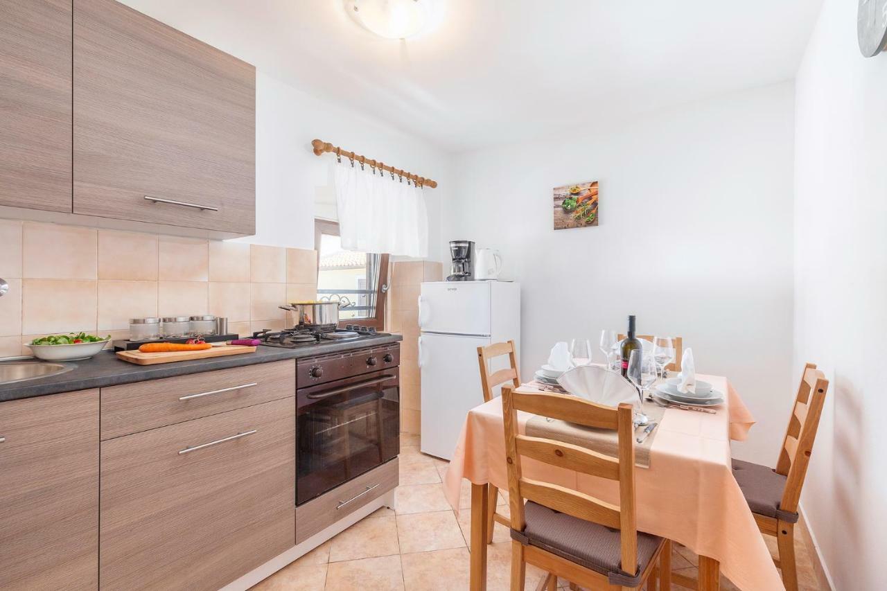 Apartments Pepe Novigrad Istria Extérieur photo